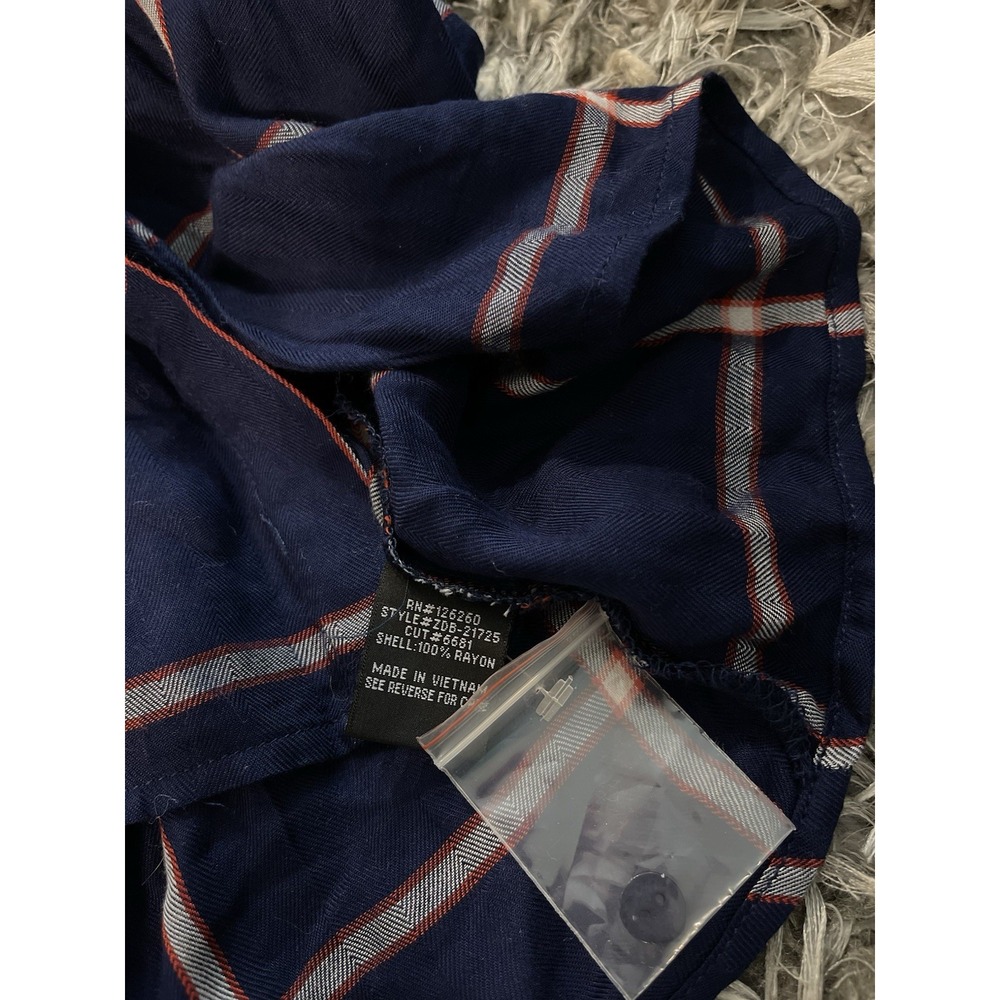 Navy Pink Plaid Button Down Shirt Women's Small NWT Soft Lightweight Rayon Top - Picture 7 of 7